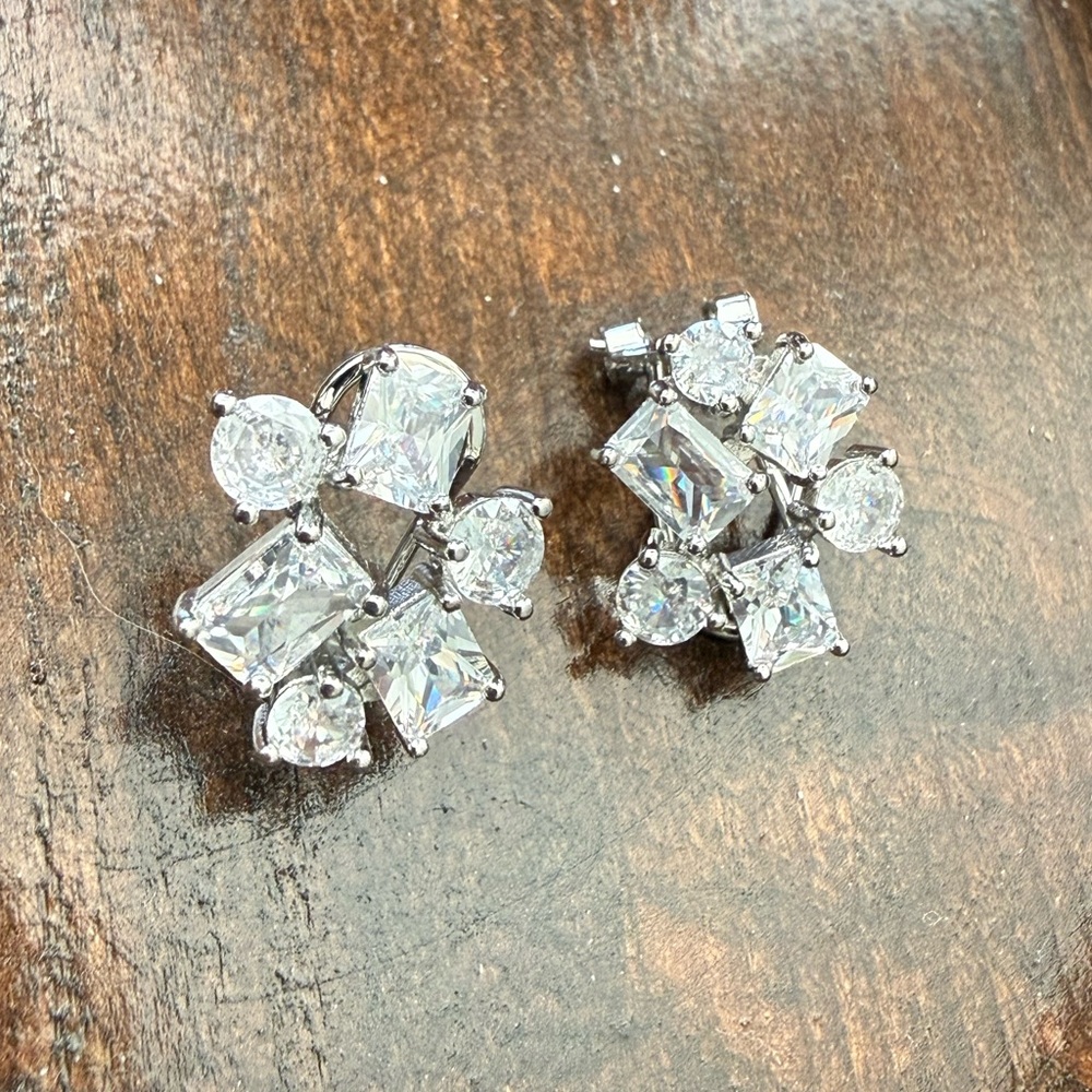 Brand New Crystal Cluster Silver-Tone Stud Earrings - Clear Sparkle